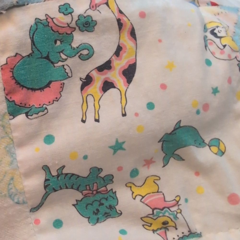 Vintage Homespun patchwork baby quilt floral zoo cottage core - Picture 7 of 10